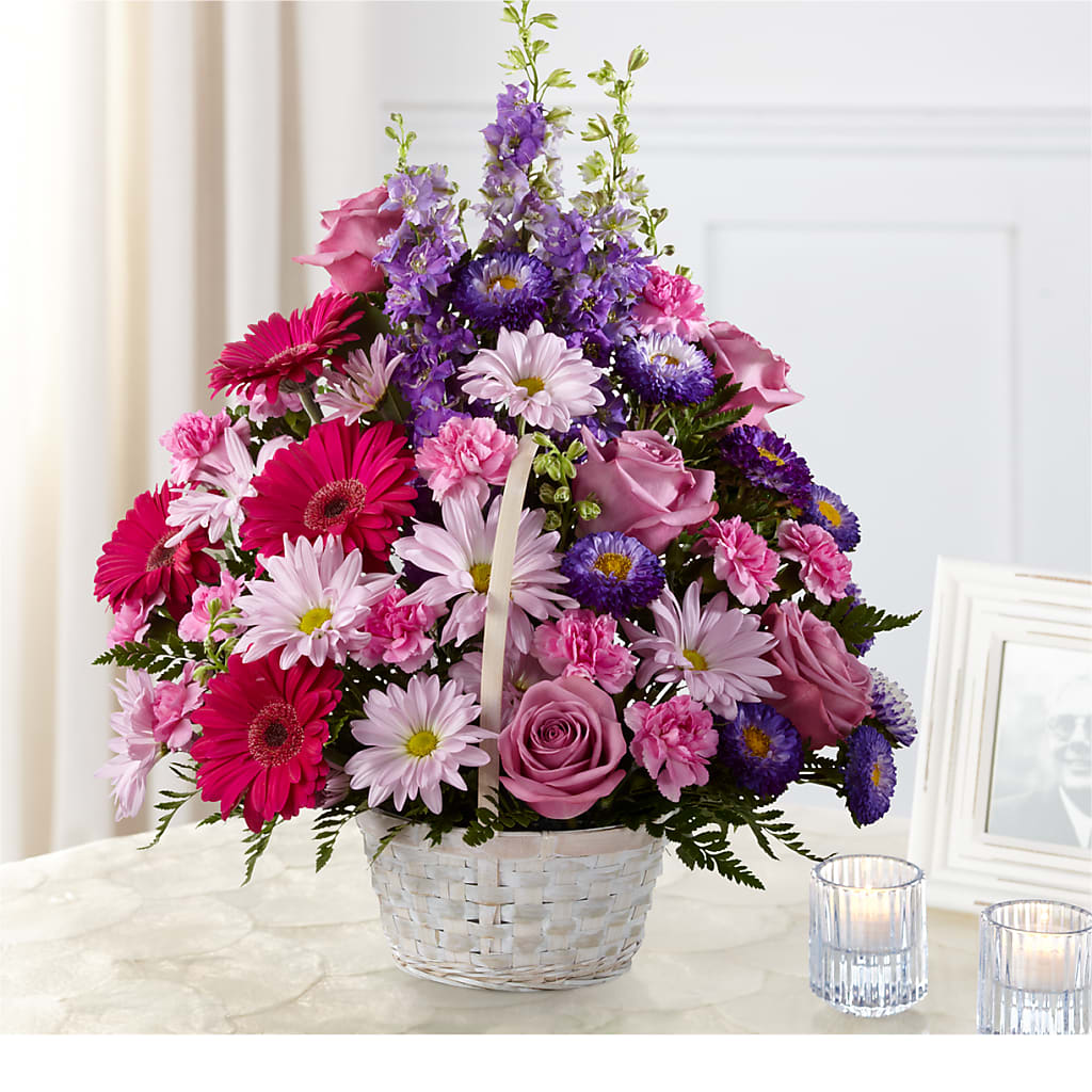 Pastel Peace Basket – The Rose Parlour, Hopkinsville KY