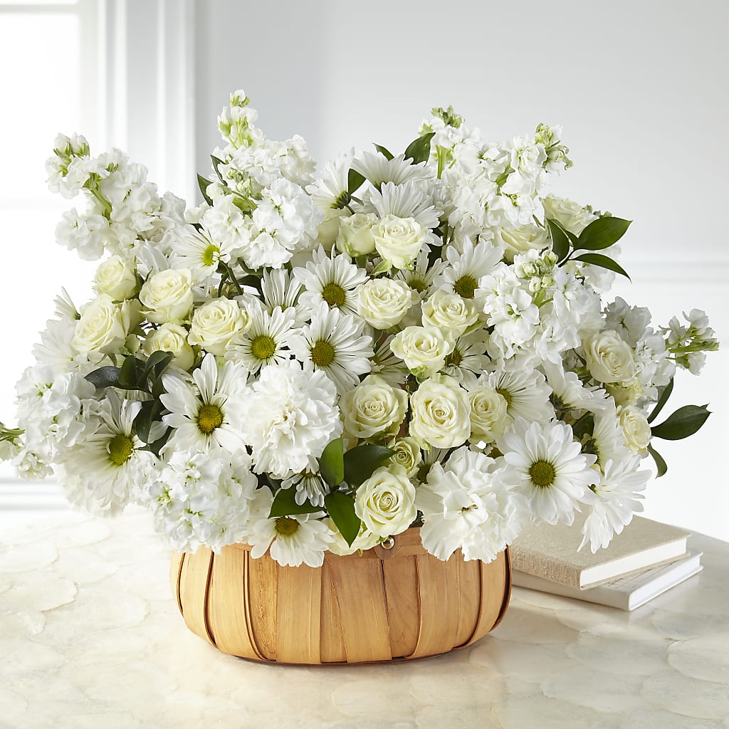 Graceful Garden Basket – The Rose Parlour, Hopkinsville KY